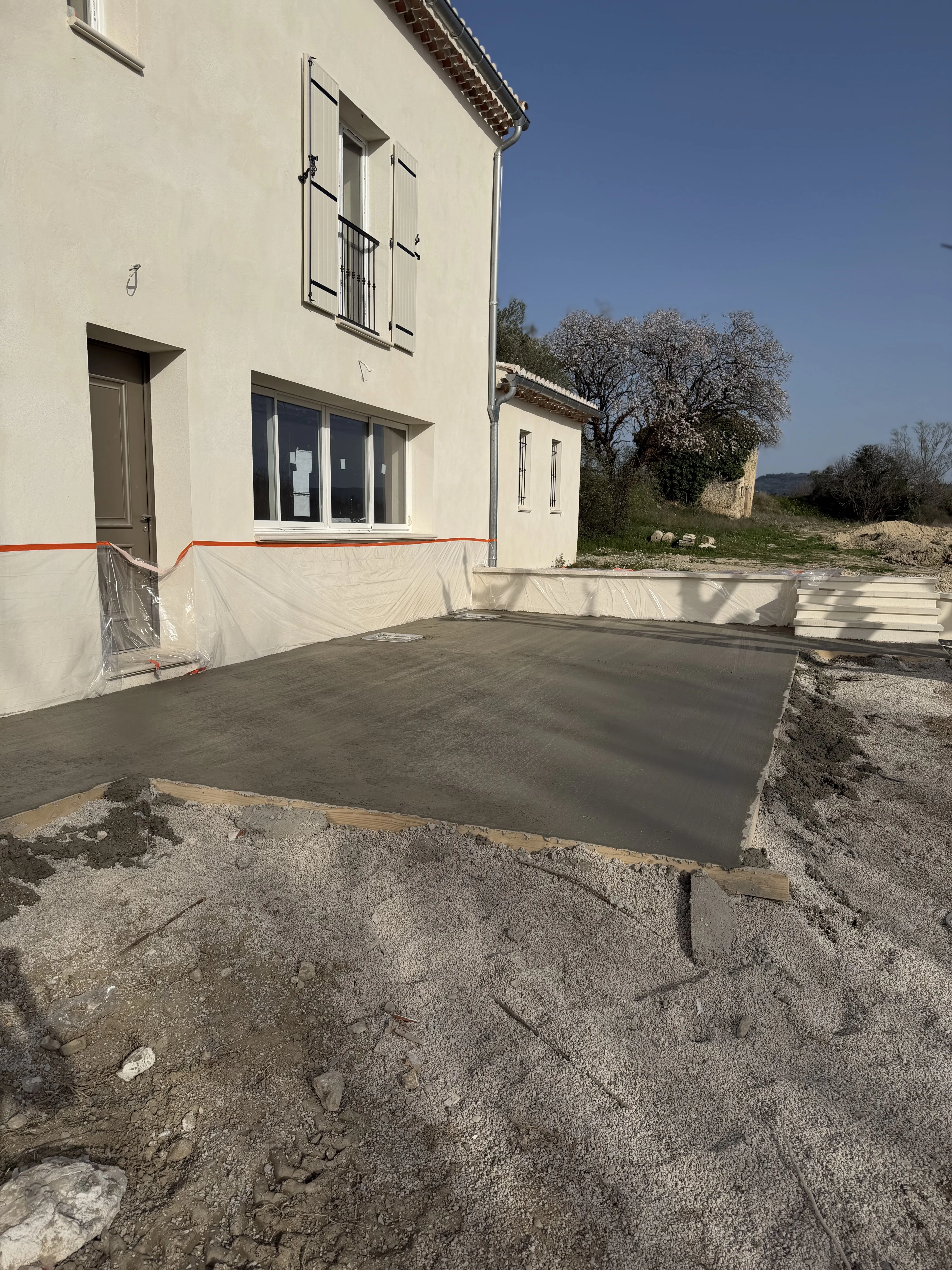 Etancheite terrasse, fondation et mur enterre dans le Vaucluse : eviter les infiltrations